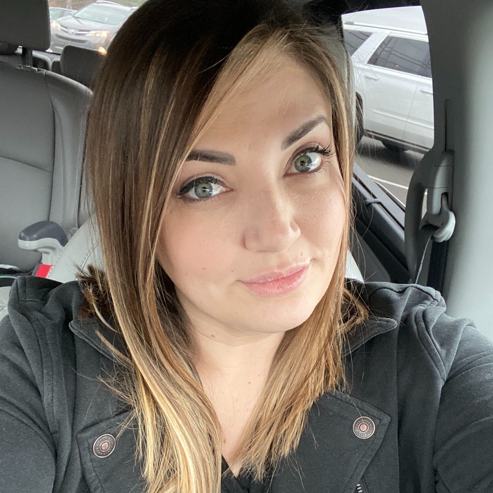 Meet your Posher, Rebecca